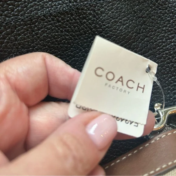 Coach Pleated Signature Wristlet- New with Tags, Never Used - Picture 2 of 3